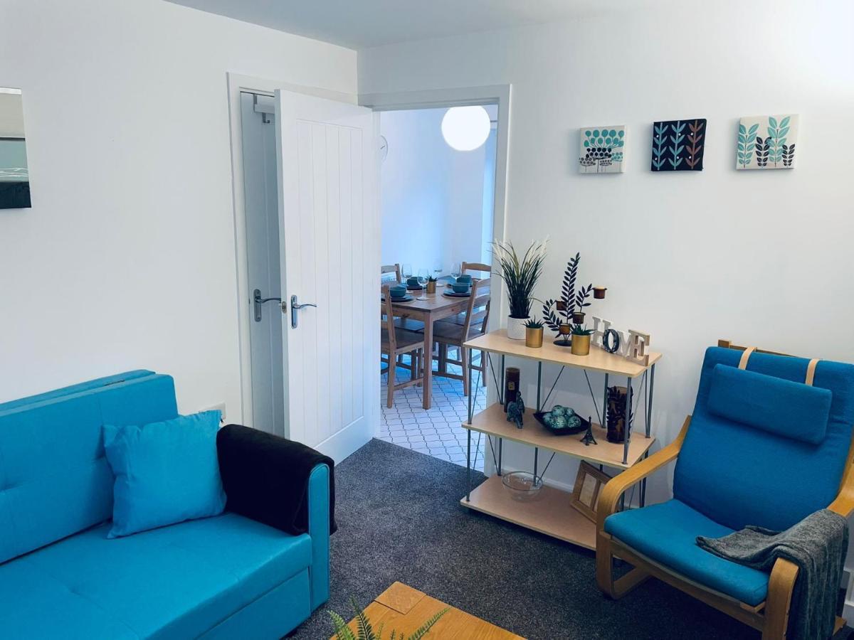 Cosy Family Home - Coventry City Centre - Entire House ภายนอก รูปภาพ